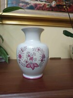 Hollóhzi váza,lila virágmintás, körülbelül 100 éves