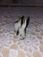 Zsolnay nyuszi füle ragasztott