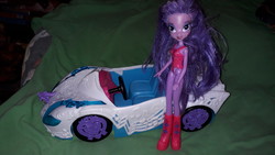 GYÖNYÖRŰ ÁLLAPOTÚ Hasbro My Little Pony Equestria Girls CABRIO AUTÓ + Pony LÁNY BABA a képek szerint
