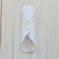 Mosható tisztasági betét / fehér