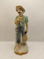 Román porcelán szobor, Halat fogó férfi, Royal Crown,24cm-es. 7863