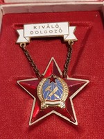 Rákosi címeres kiváló dolgozói kitüntetés