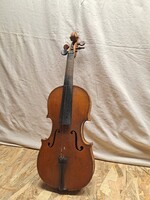 Komáromy Sándor hegedű