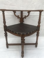 Corner chair with leather seat