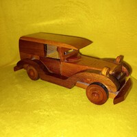Fából készült veterán, old timer autó, makett