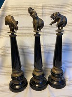 Bronz cirkuszi elefántszobrok fajansz oszlopon, 3 db-os szett, 45-50 cm magas
