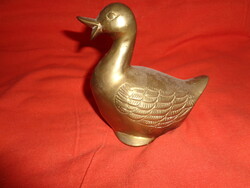 Sárgaréz ülő kacsaszobor