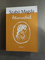 Szabó Magra - Álarcosbál (Móra, 2015) jó állapotú