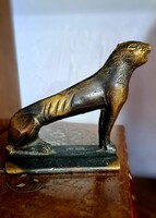 PapÍrnehezék bronz, oroszlán formájú