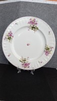 Oepiag csehszlovák porcelán kínáló lila virágokkal, 29 cm, 785 g., szélén a csíkozás néhol kopottas
