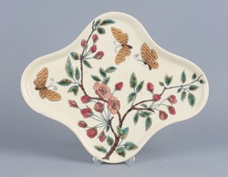 ZSOLNAY PECS 1880   34,3 x 27,8 cm, Formnr. 529,