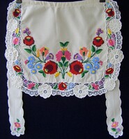 Kalocsai Kötény