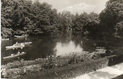 646 --- Futott képeslap   Miskolc-Tapolca  - Park részlet