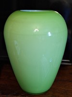 Art-deco STILUSÚ (revival) SZÁJJAL FÚJT  kétrétegű 20 cm ÜVEG-VÁZA-APPLE GREEN / OPALINE GLASS