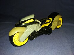 Retro plasztik SUPER HERO HASBRO - MARVEL BATMAN Batmotor játék 25 cm a képek a képek szerint