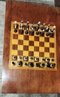 Sakk asztal  intarziás