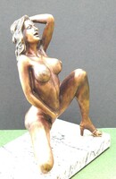 M. Nick “Erotika” bronzszobor