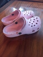 Női rózsaszín papucs 36-os