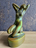 Zsolnay eozin akt, Vágyakozás