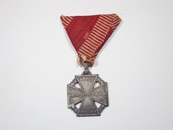 IV. Károly csapatkereszt érem szalaggal jelvény kitűző kitüntetés  - 1916.