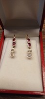 4 Pcs old polished brilles earrings with a pair of rubies. Glasses (0.6 ct)