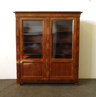 1T617 Biedermeier bookcase with two doors in antique glass