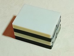 Bakelit tároló kínáló dobozka cigaretta ékszer 9x6,5x5,5cm 1960-retro lépcsőzetesen nyíló emeletes