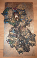 Csipkeruhás lány - ritkaság! színes fém dombormű falapon, 20x35 cm (relief, plasztikus, figurális)