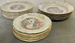 Khala DDR barokk jelenetes, lüszter mázas, vitrin állapotú porcelán 24 db-os étkészlet.