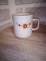 Lubiana (Lengyel) porcelán virágmintás bögre. 8,5 cm.  Hibátlan. Jelzett