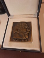 Nagy Imre emlékplakett