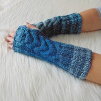 Luna - kötött kézmelegítő (S-M) / Puha, elegáns, csavart mintás kötött ujjatlan kesztyű