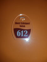 612-es Relikvia Ezüstpart  Szallodai , Hotel kulcstartó  kulcs