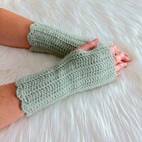 Sarah - pasztell zöld kézmelegítő (S-M) / Puha, elegáns, horgolt ujjatlan kesztyű