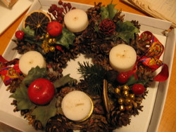 Adventi, karácsonyi koszorú
