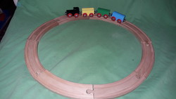 Retro fa mágneses játék kisvasút 25 cm -es szerelvénnyel 44cm átmérőjű körpályán a képek szerint