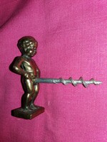 Mókás pajzán erotikus figurás RÉZ /ACÉL stabil dugóhúzó palacknyitó 8 x 9 cm a képek szerint