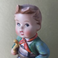 Hummel kisfiú trombitával (11 cm) --- MÁZREPEDÉSES