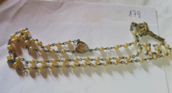 Régi, fehér gyöngyös rózsafüzér, szép kereszttel, olvasó. 179.