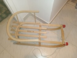REGIO 75 Fa szánkó karfával és kötéllel 75 cm 1x használt, újszerű