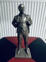 Lenin szobor,, fémötvözet