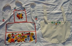 Kettő darab kötény