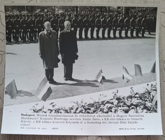 MTI fotó  Budapest Kádár János és Németh Károly az MSZMP  nevében hazánk felszabadulásának 34.évfor.
