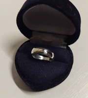 Jelzett 925-ös vastag kis méretű karika gyűrű
