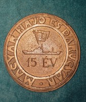 15 ÉVES A HAJÓ ÉS DARUGYÁR