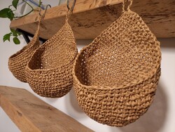 3db függeszthető csepp formájú természetes raffia tároló kosár szett