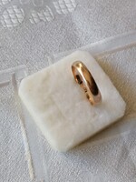 14 K arany karikagyűrű