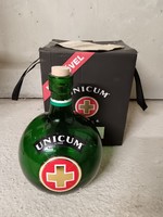 Unicum Zwack 5l üveg dobozába