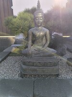 Hatalmas, régi fém Buddha szobor!