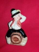 Régi Hummel jellegű hordón lovagló  Borissza legény figura 12 x 6 cm képek szerint